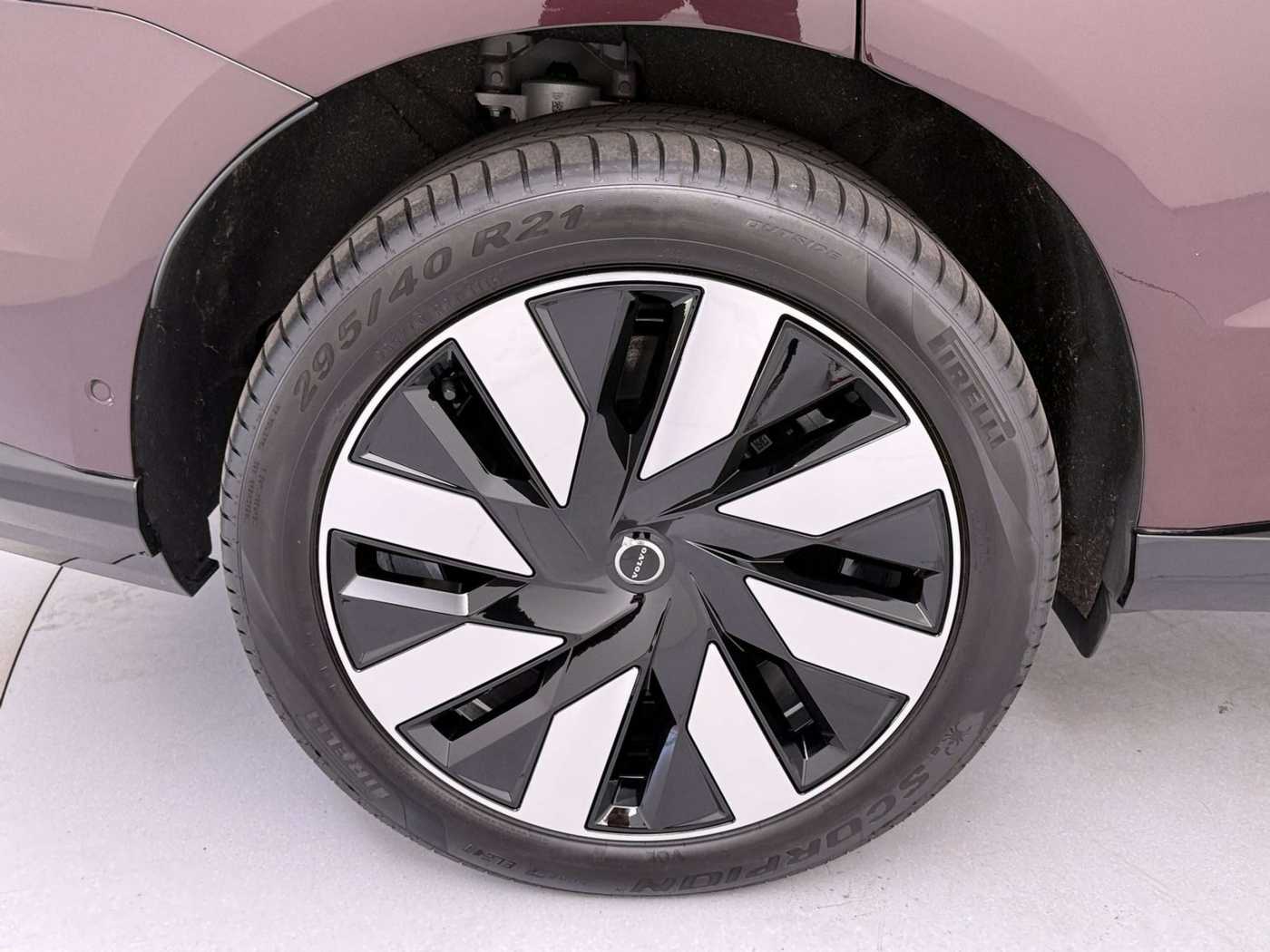 Volvo EX90 – Bild 21