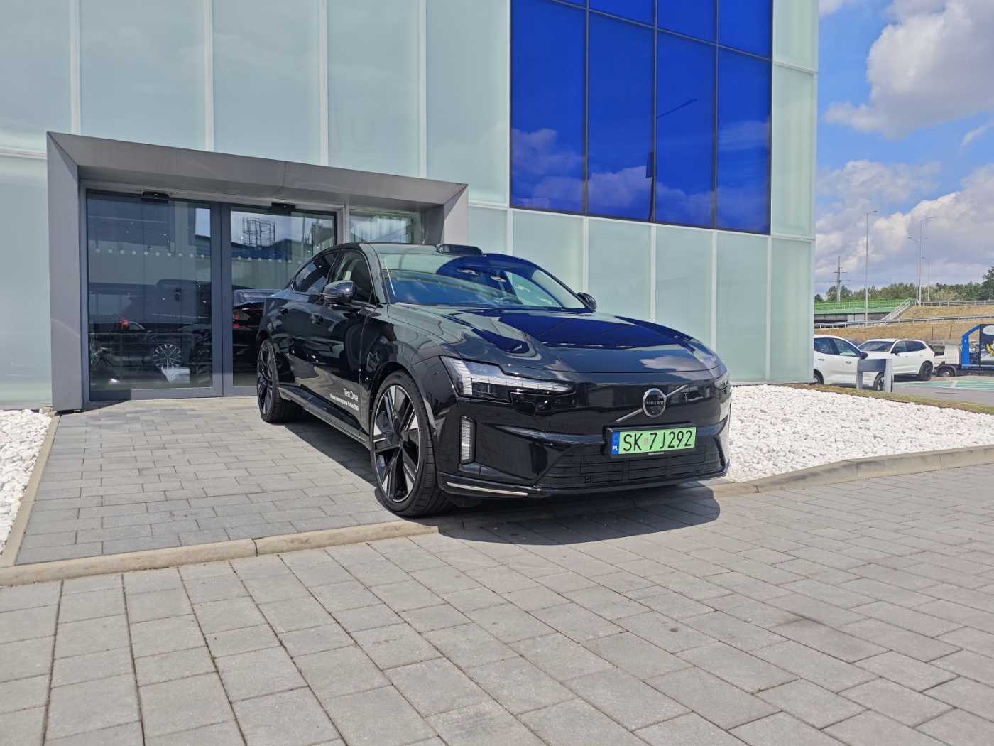 Volvo ES90