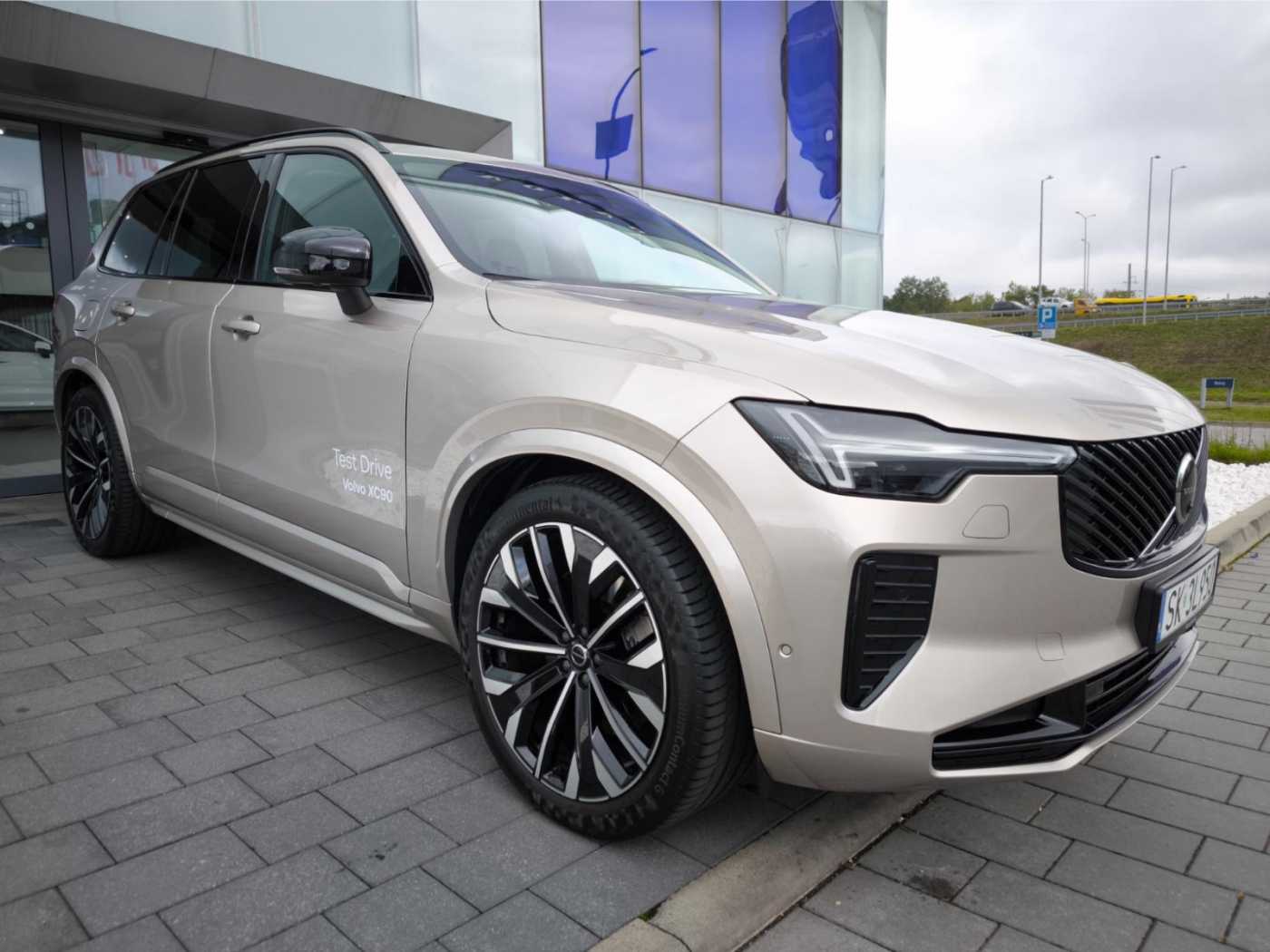 Volvo XC90