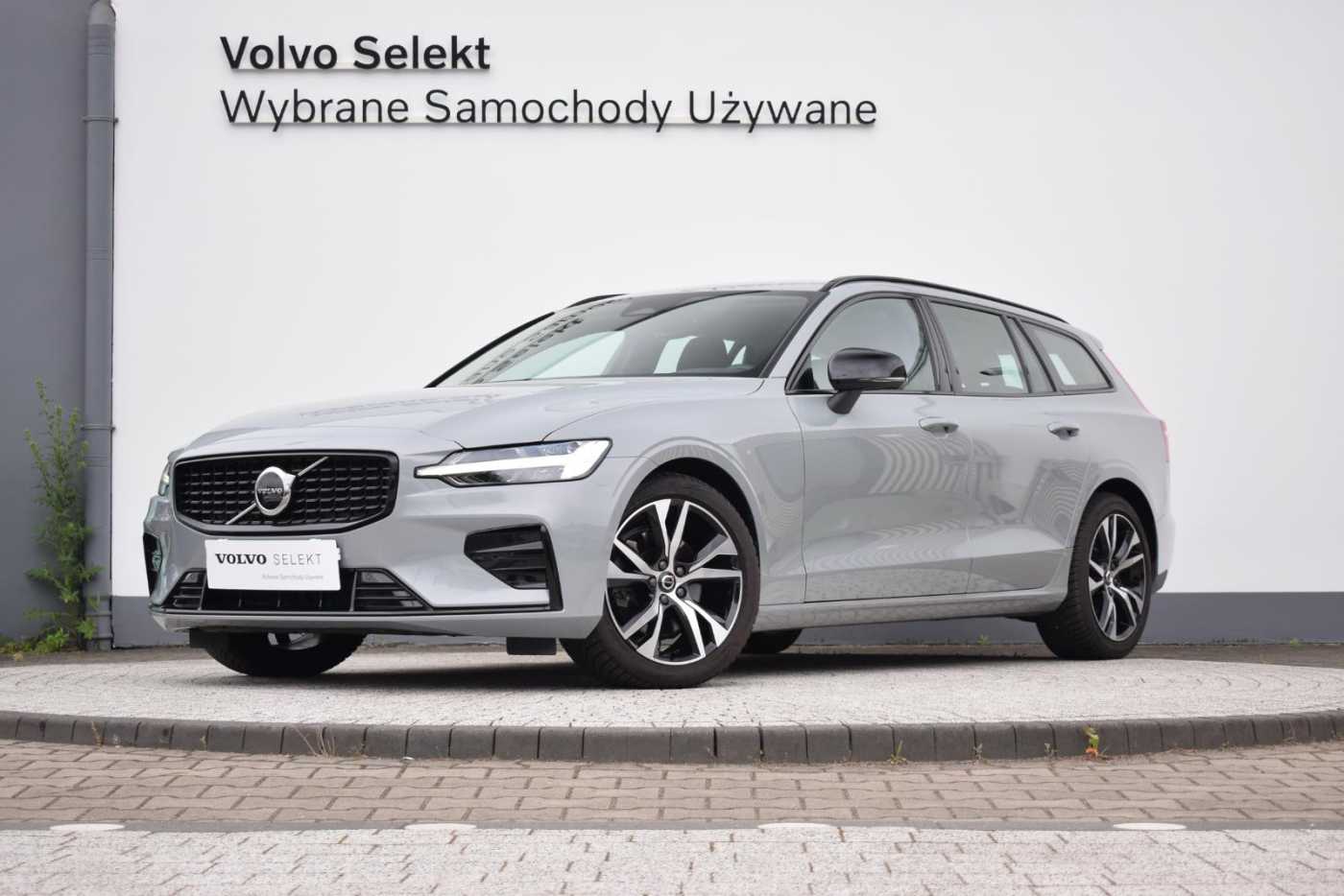 Volvo V60 2025
