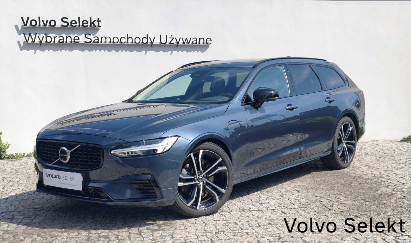 Volvo V90 2025