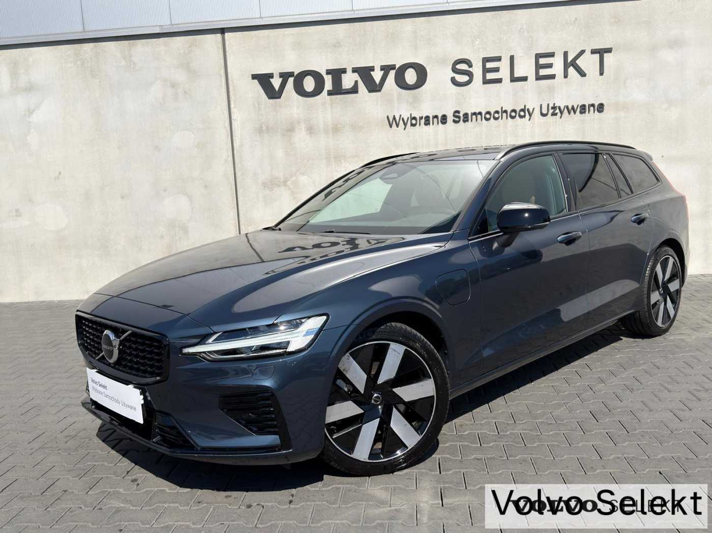 Volvo V60 2025