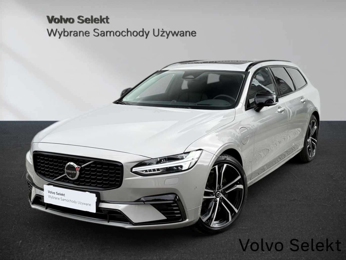 Volvo V90 2025