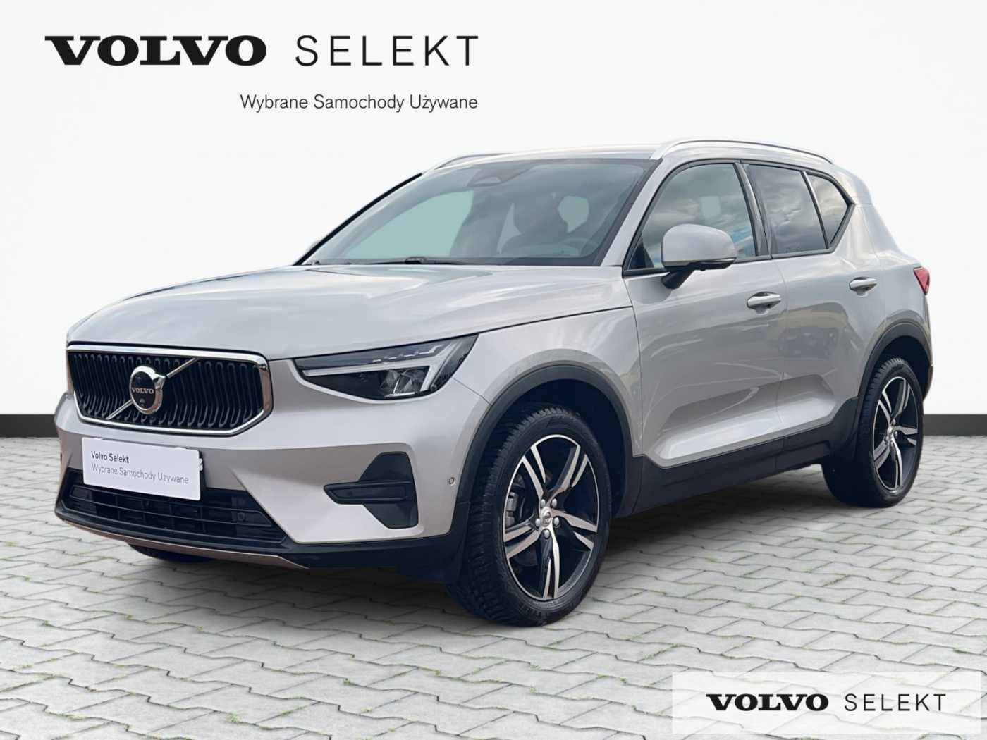 Volvo XC40 2025