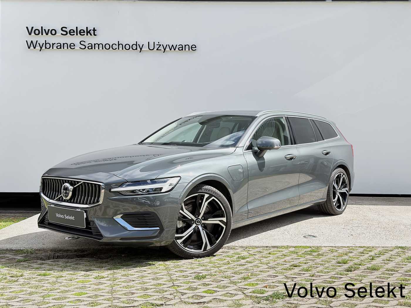Volvo V60 2025