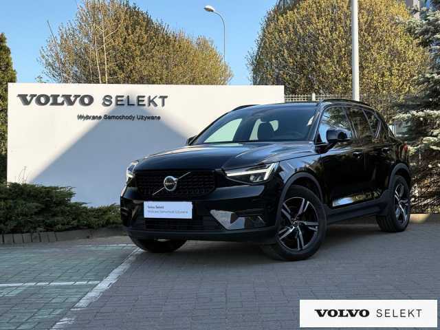 Volvo XC40 2025