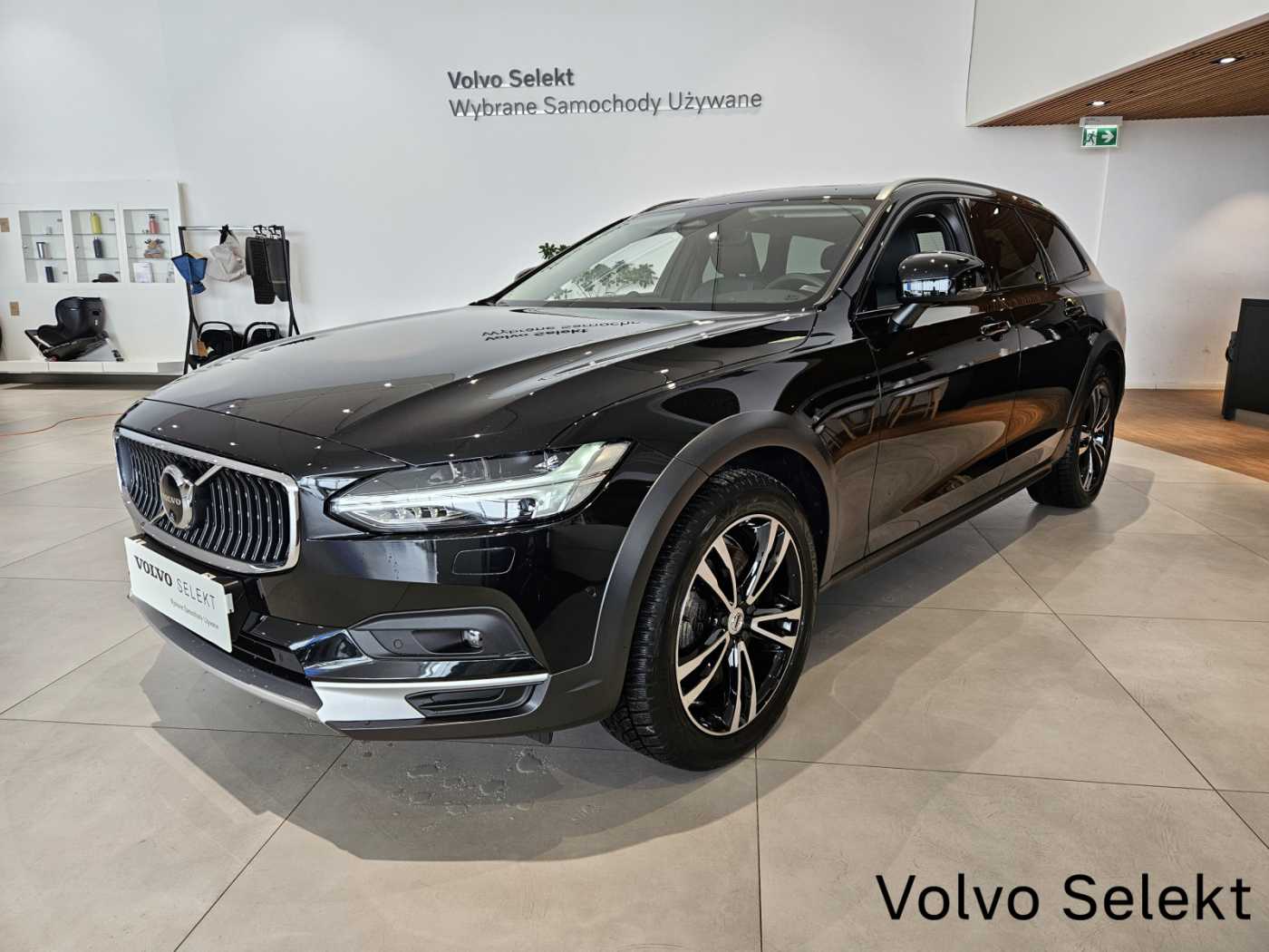 Volvo V90 Cross Country