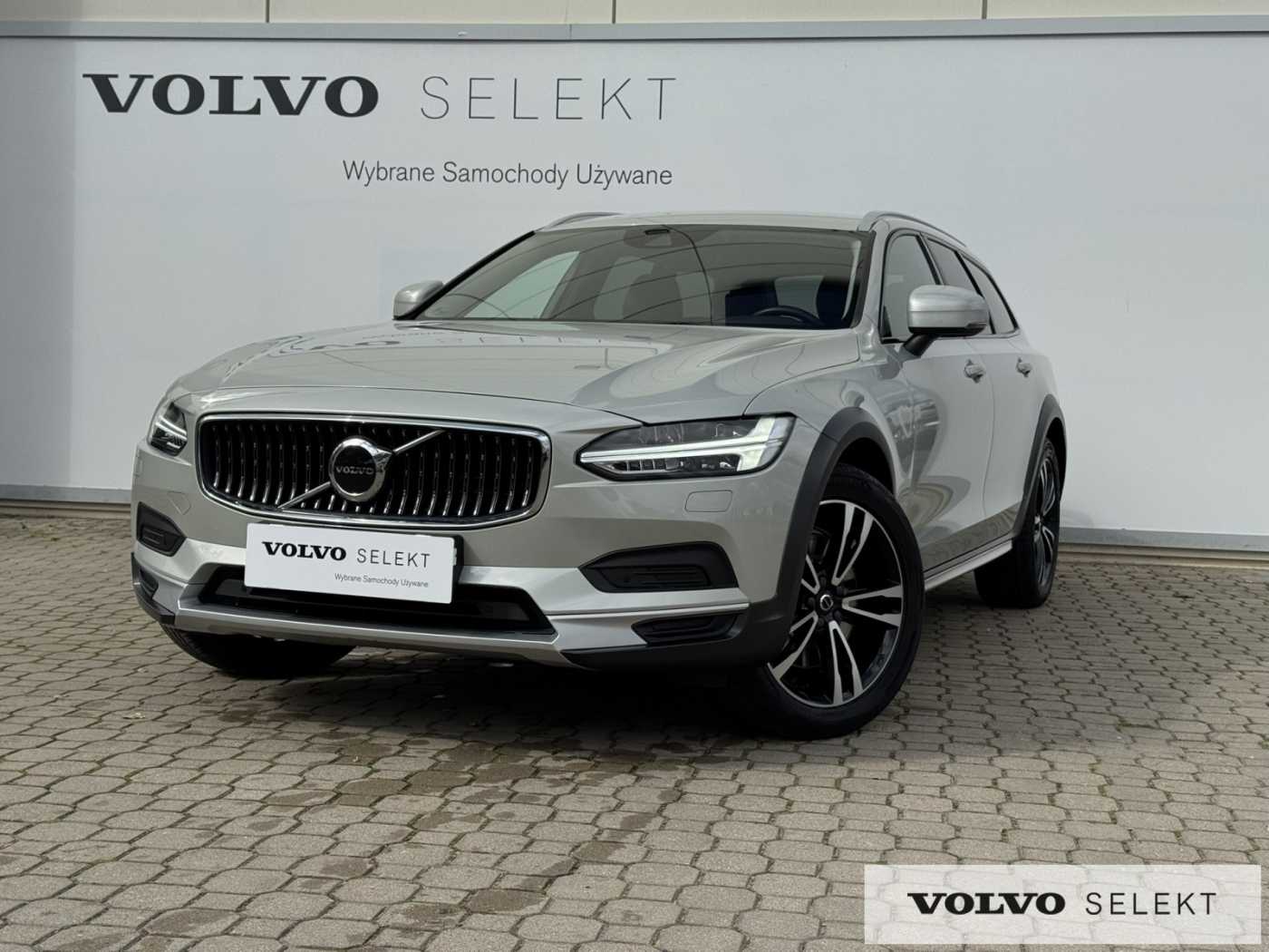 Volvo V90 Cross Country