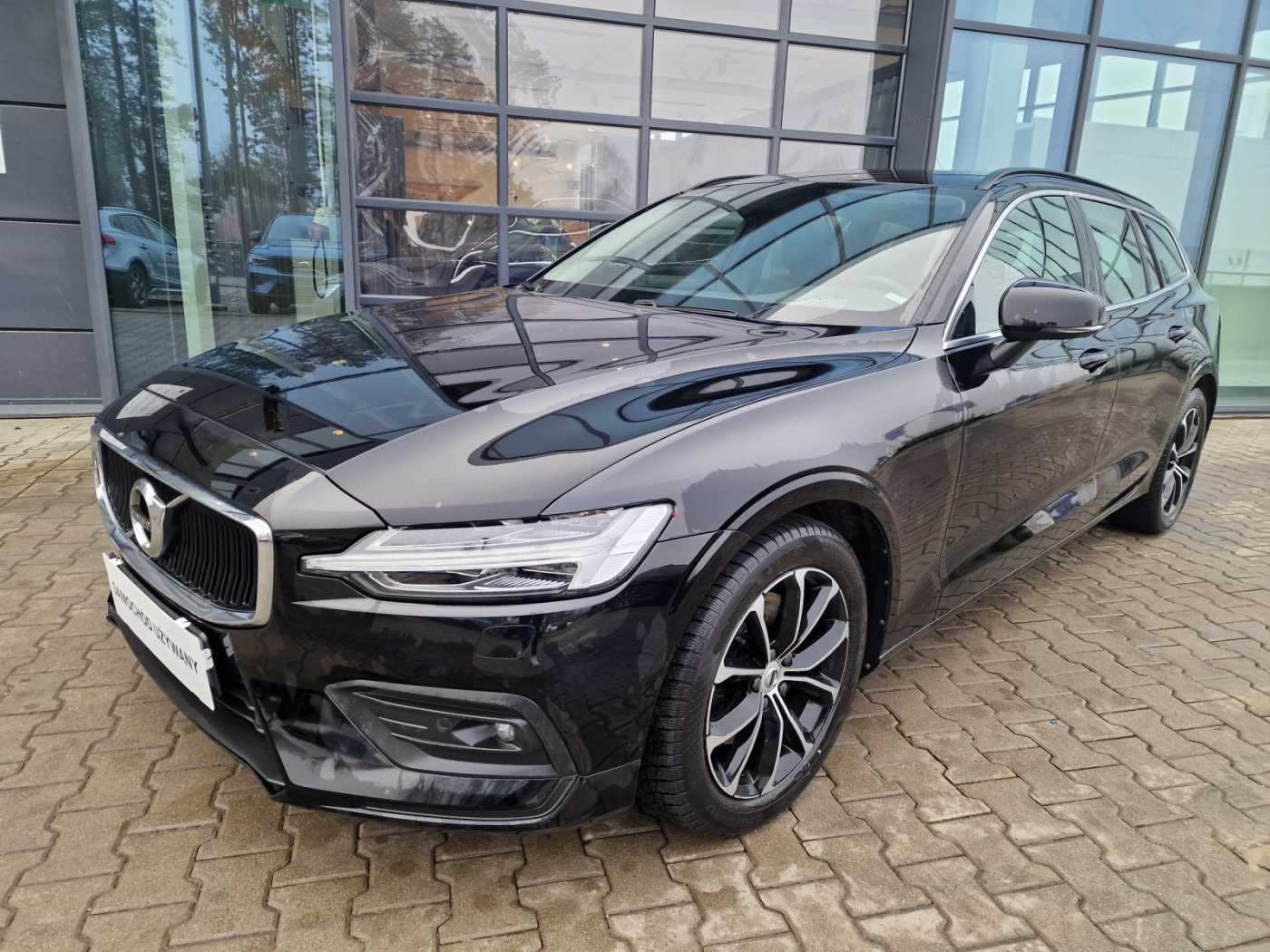 Volvo V60 — Volvo Selekt
