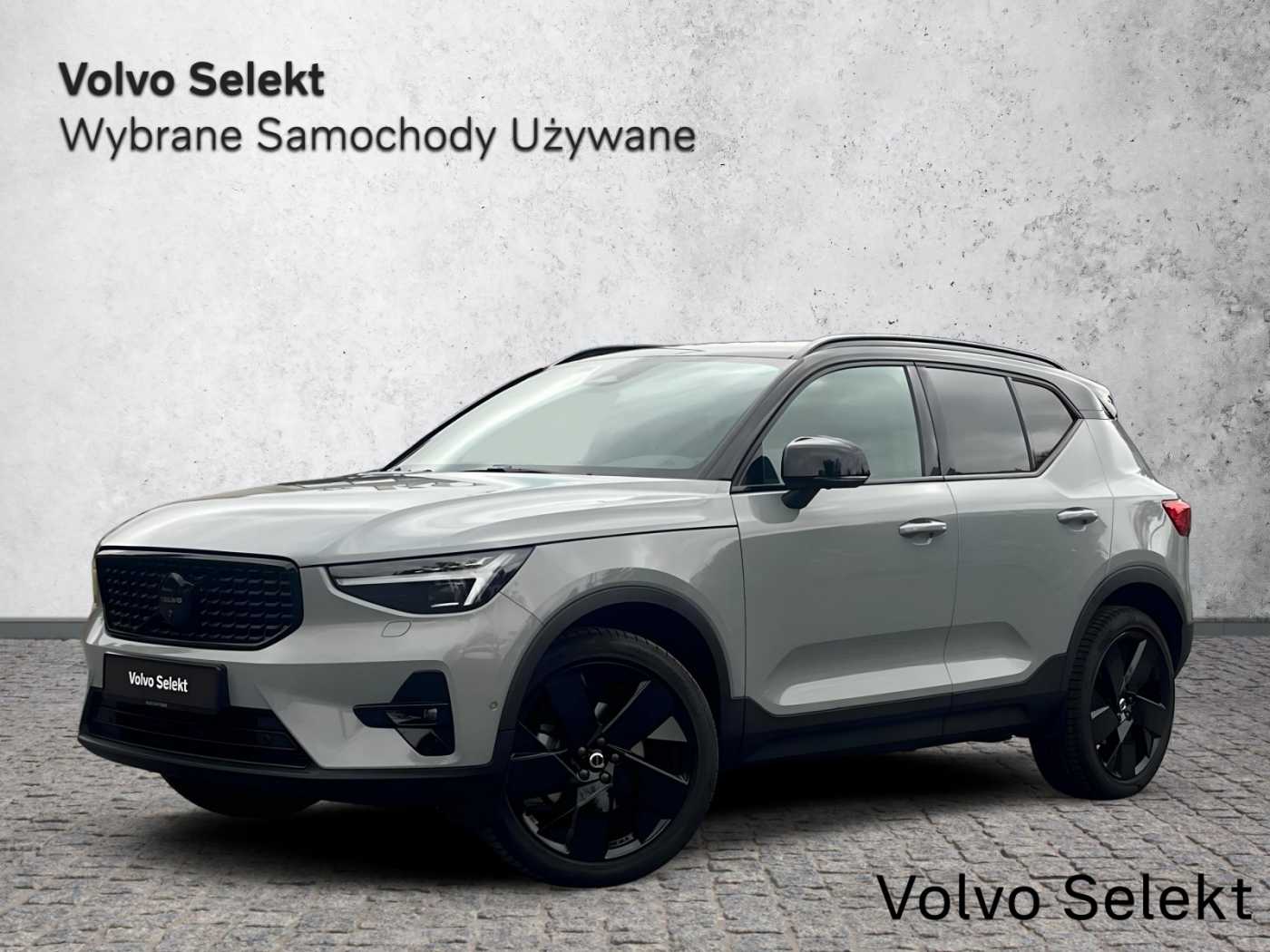 XC40 B4 Plus Black Edition aut