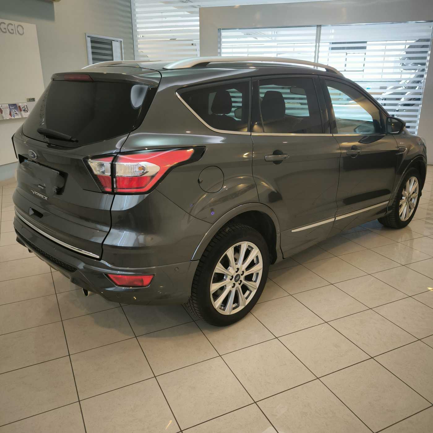 Ford Kuga 2ª serie 2.0 TDCI 180 CV S&S 4WD Powershift Vignale