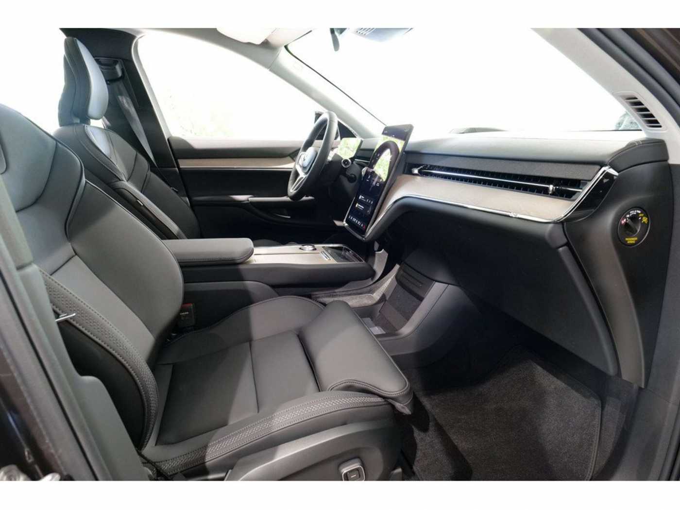 Volvo EX90 – Bild 14