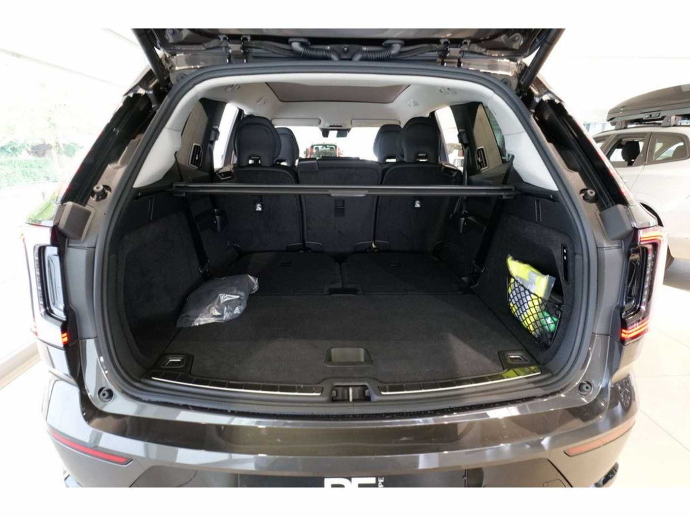 Volvo EX90 – Bild 15
