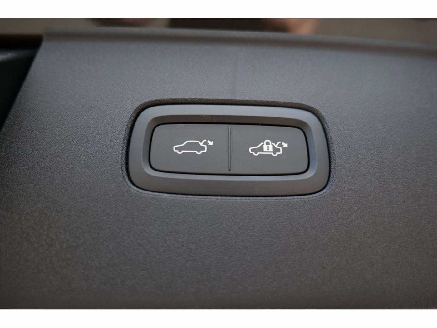 Volvo EX90 – Bild 16