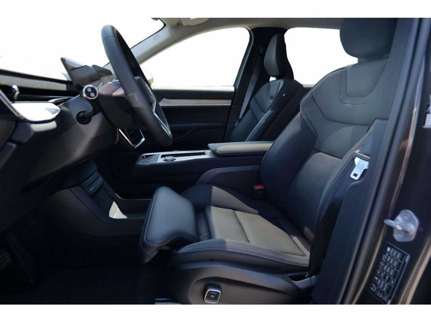 Volvo EX90 – Bild 9