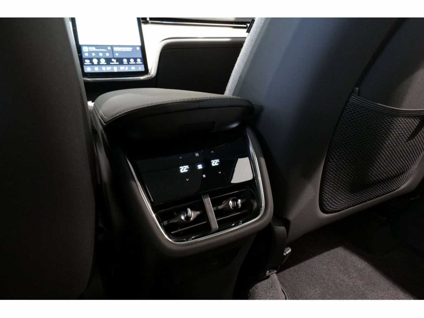 Volvo EX90 – Bild 11