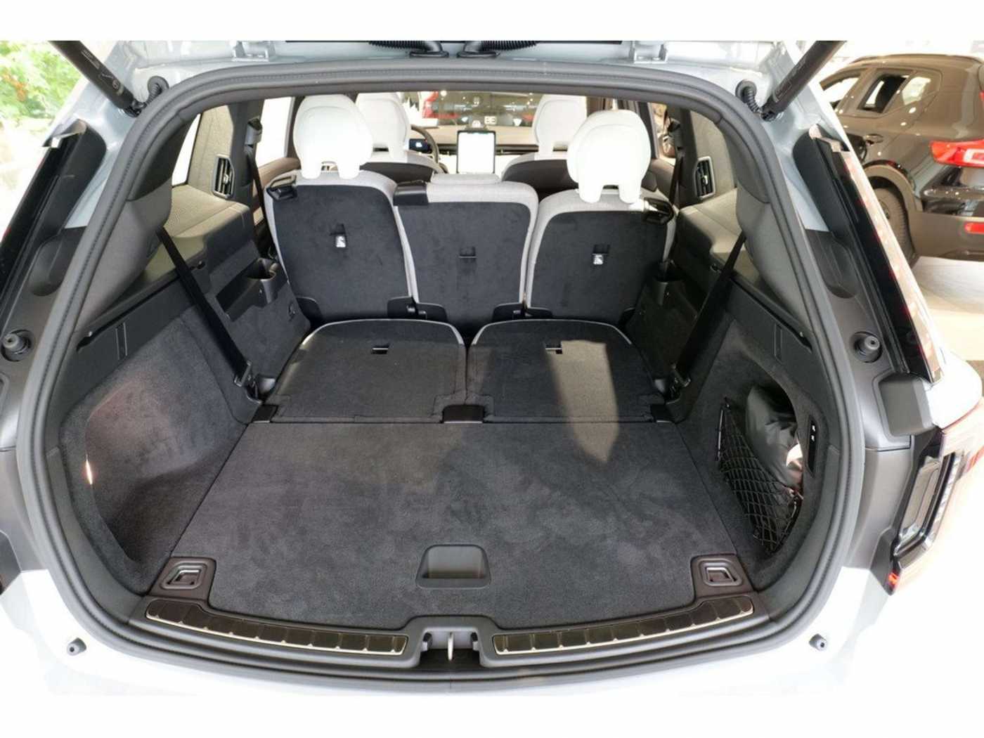 Volvo EX90 – Bild 17