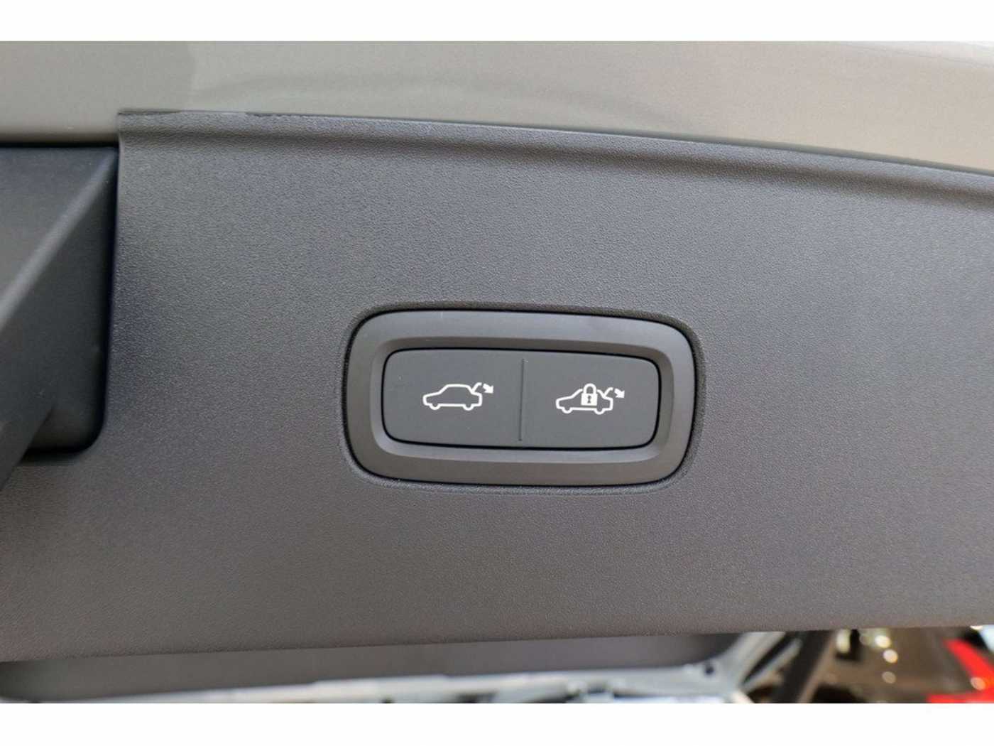 Volvo EX90 – Bild 18