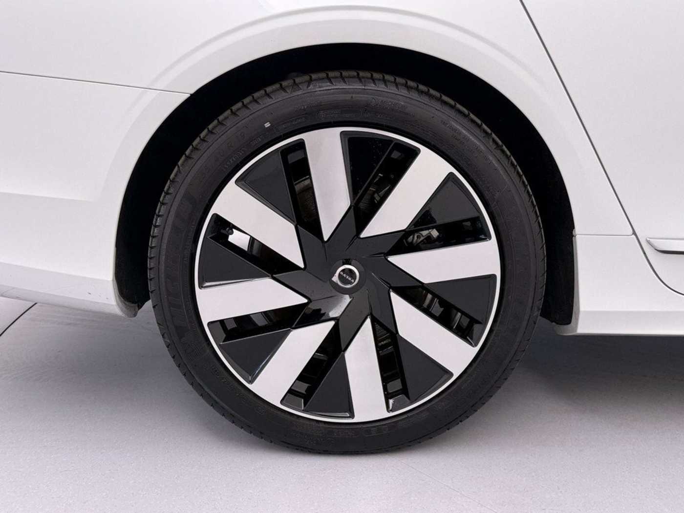 Volvo V90 – Bild 11