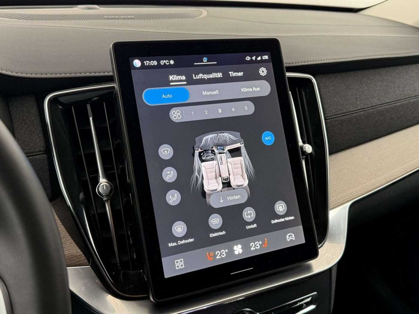 Volvo XC90 – Bild 32
