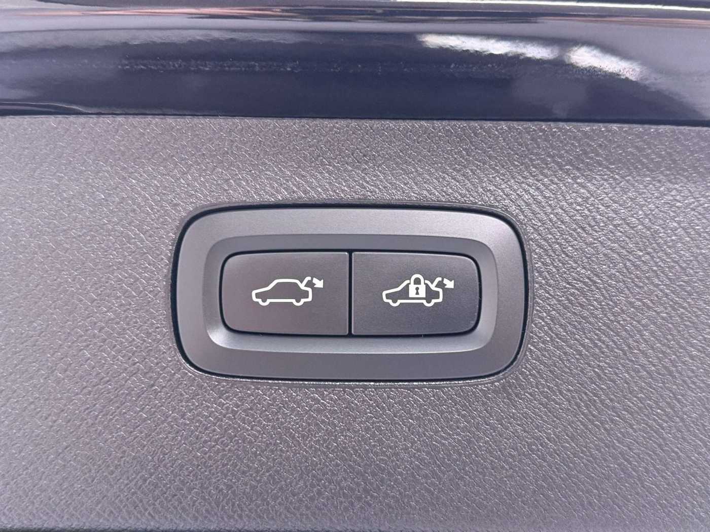 Volvo XC90 – Bild 23