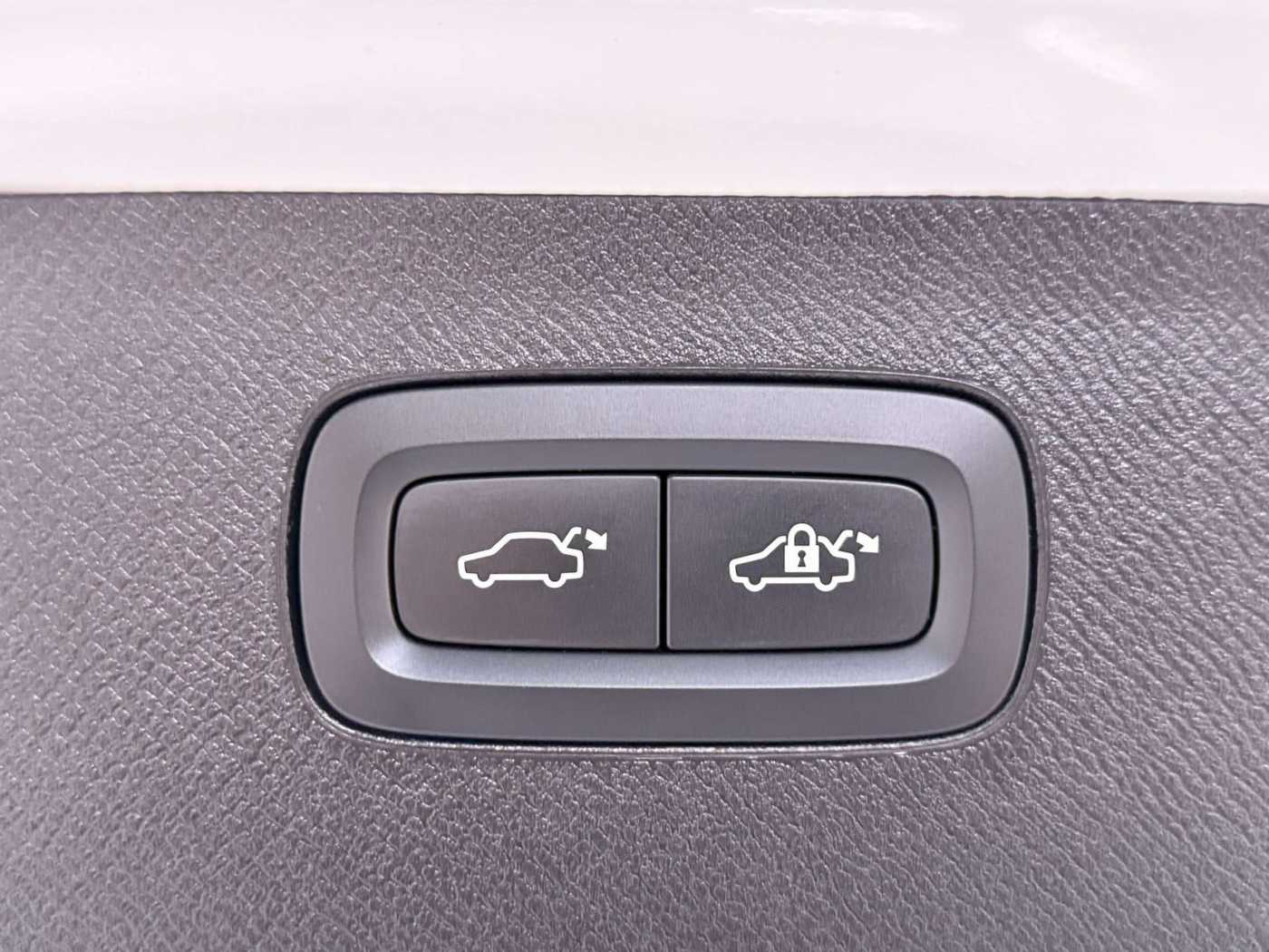 Volvo XC90 – Bild 25