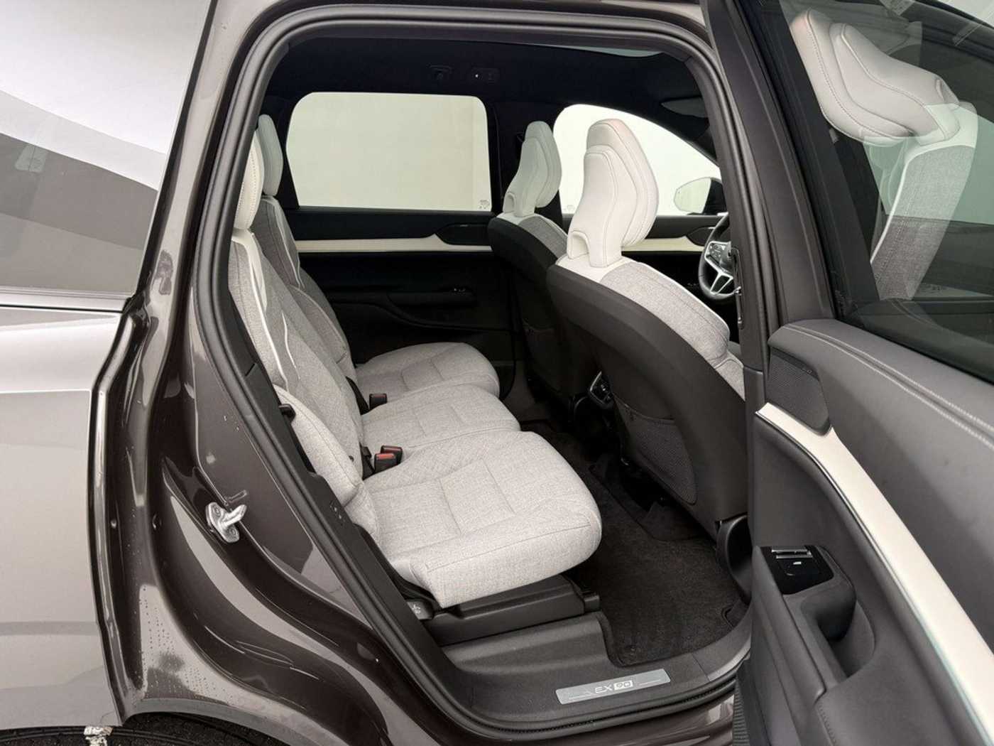 Volvo EX90 – Bild 20