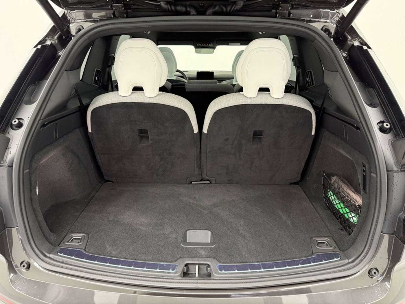 Volvo EX90 – Bild 24