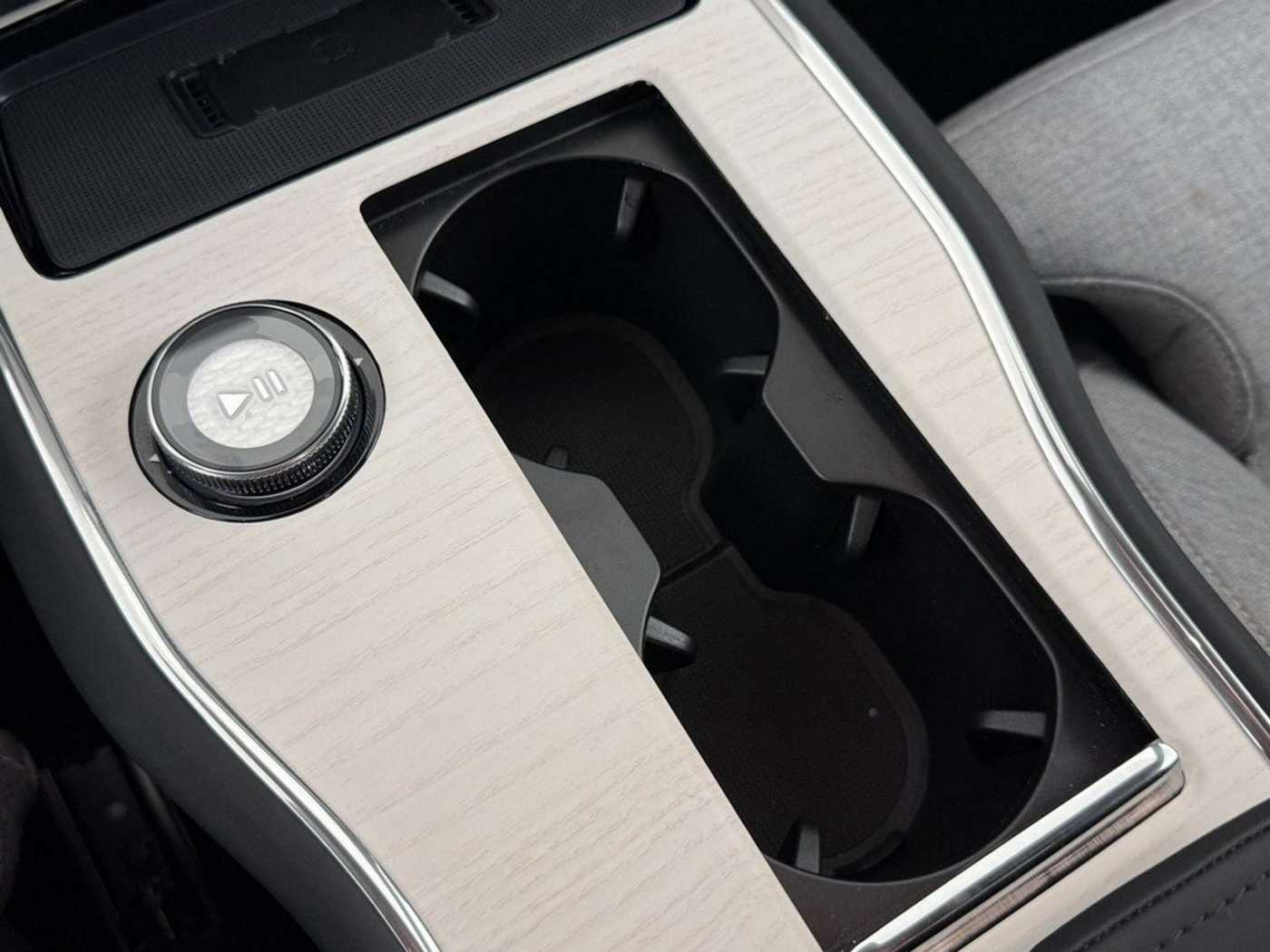 Volvo EX90 – Bild 37