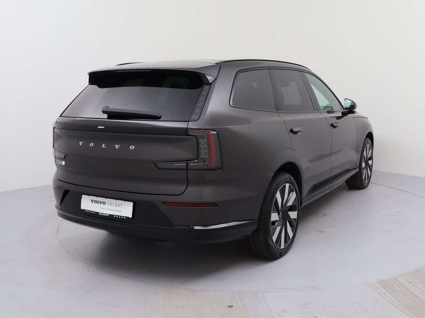 Volvo EX90 – Bild 5