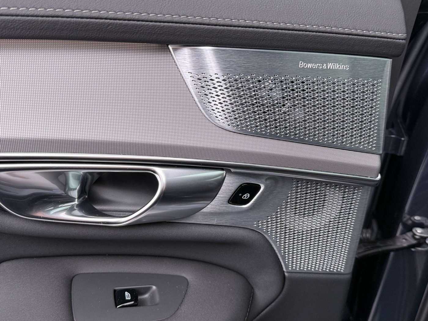 Volvo XC90 – Bild 16