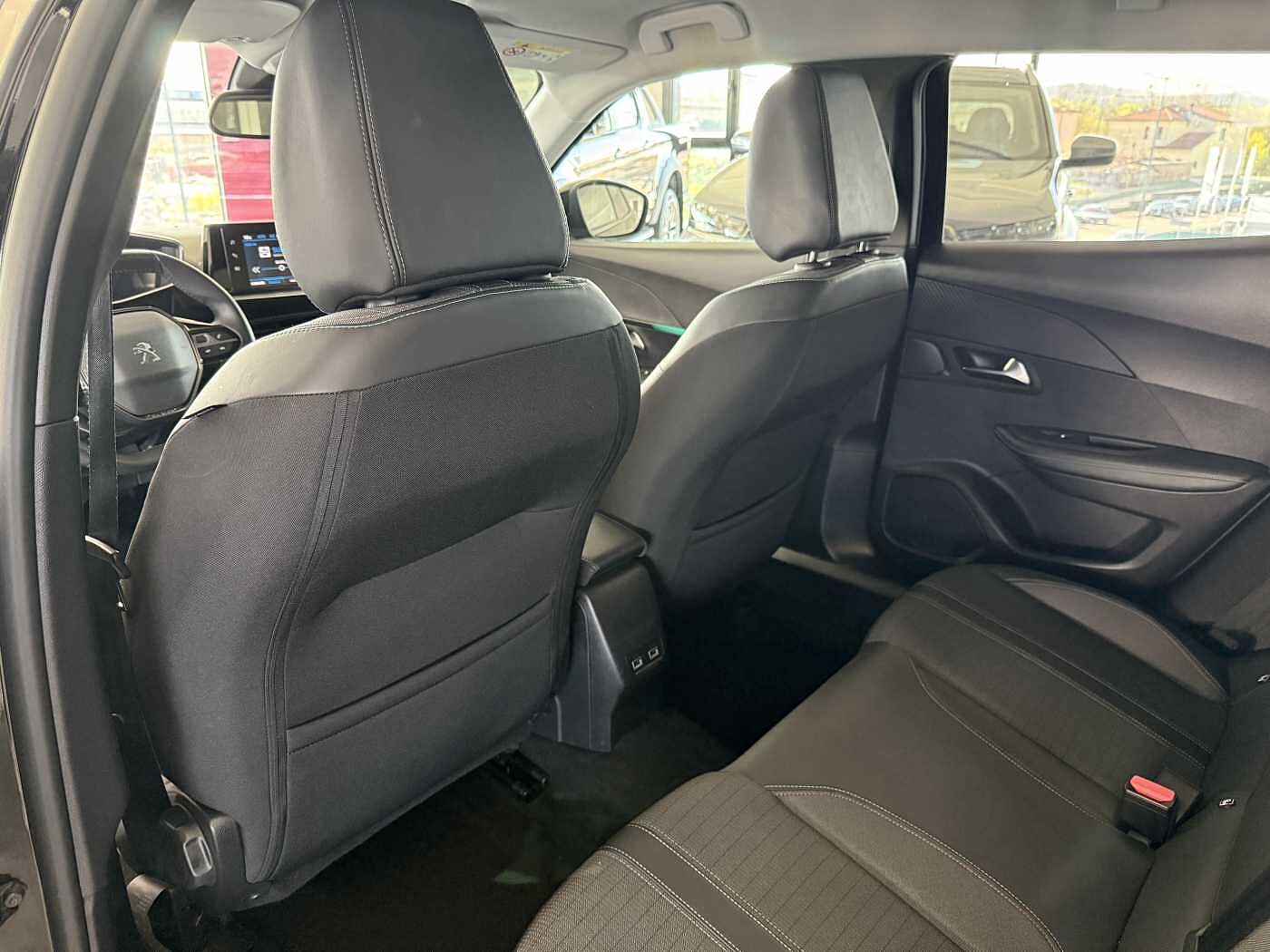 Peugeot 2008 – 1.2 PureTech 100 cv Allure Pack  