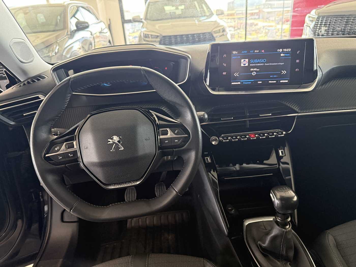 Peugeot 2008 – 1.2 PureTech 100 cv Allure Pack  