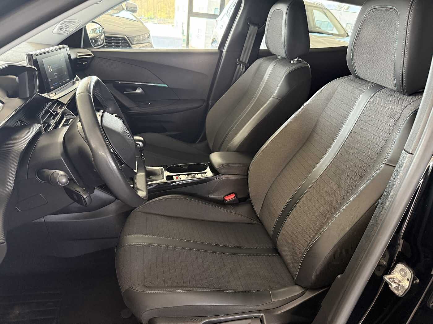 Peugeot 2008 – 1.2 PureTech 100 cv Allure Pack  