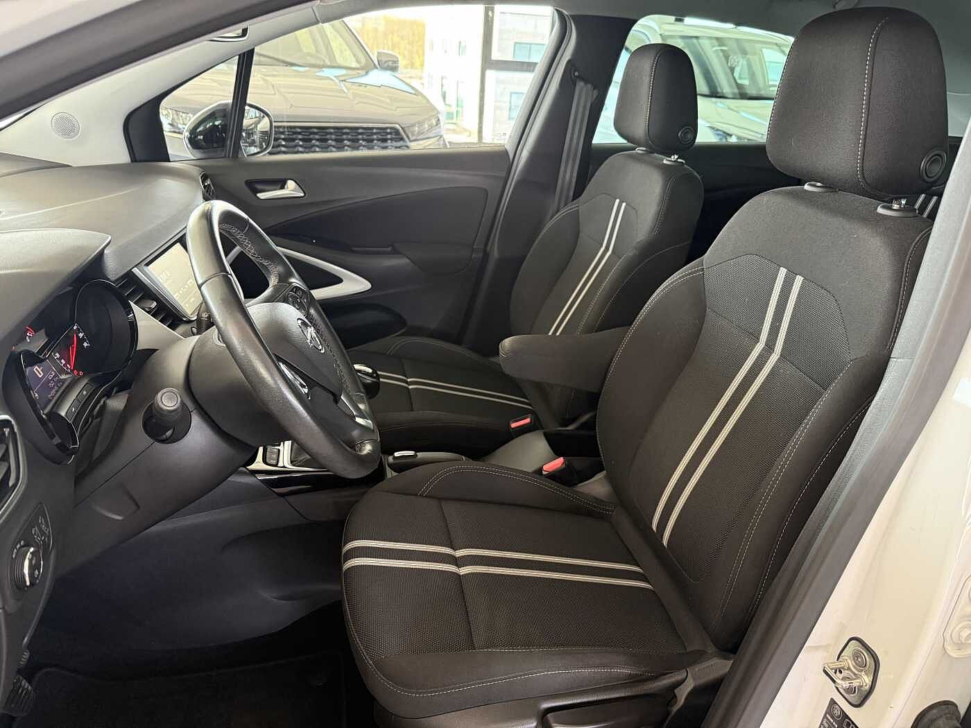 Opel Crossland –  