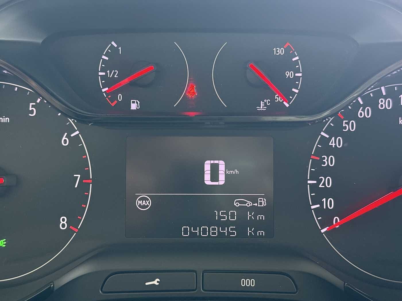Opel Crossland –  