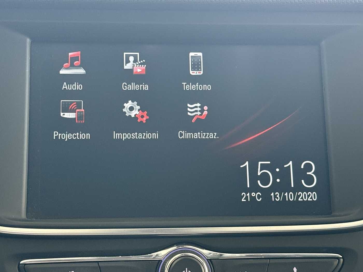 Opel Crossland –  