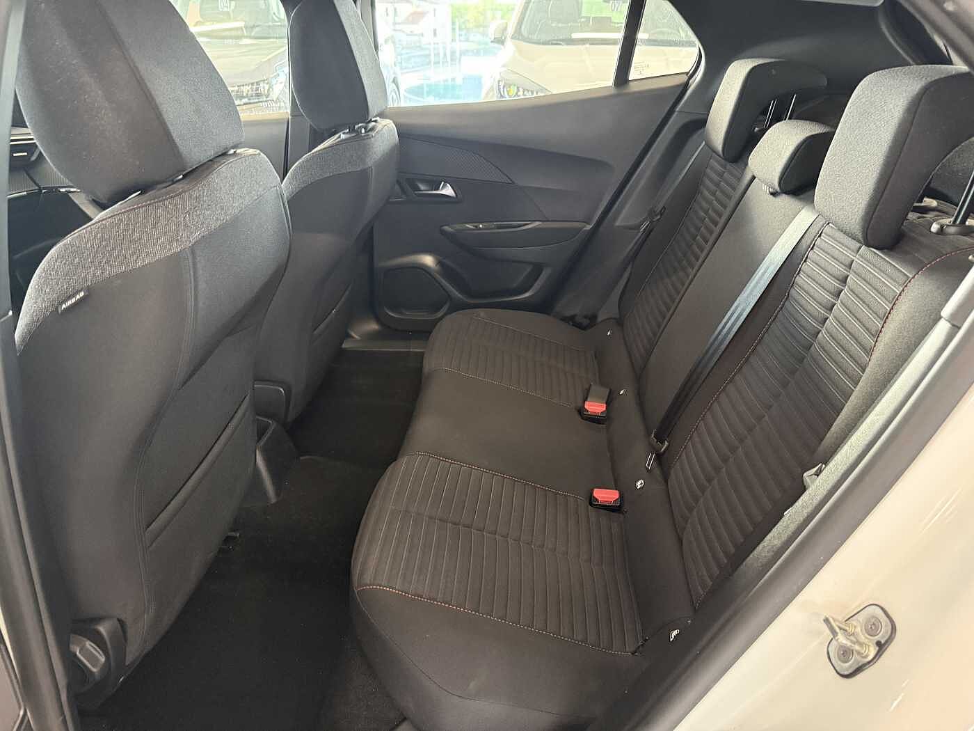 Peugeot 2008 – 1.2 PureTech 100 CV  Active Pack  