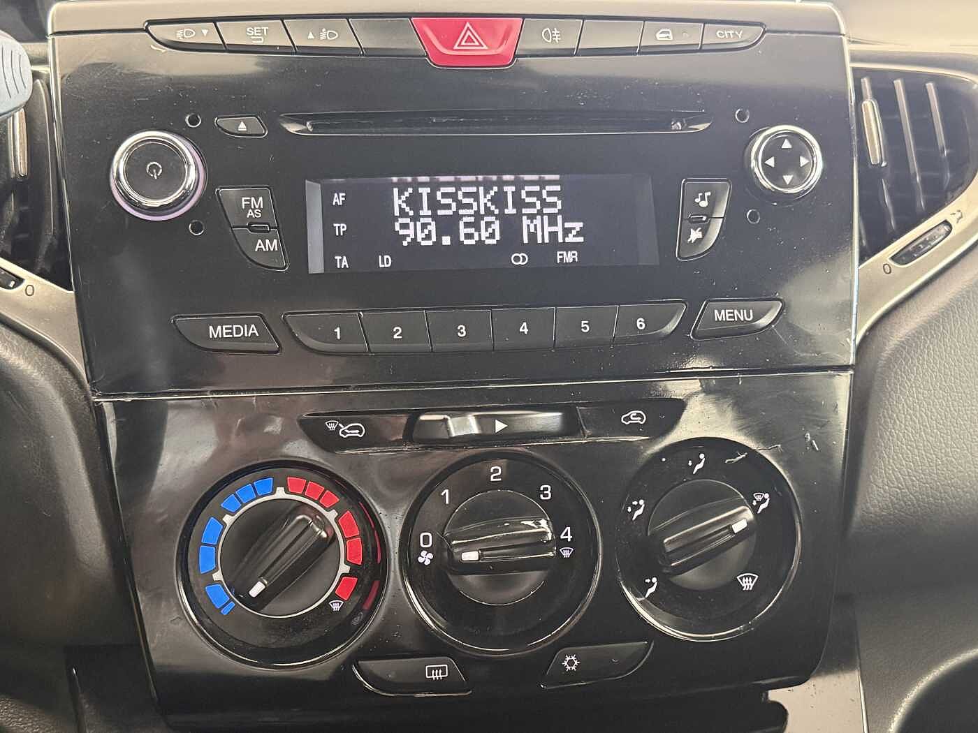Lancia Ypsilon – 1.2 69 CV Gold  
