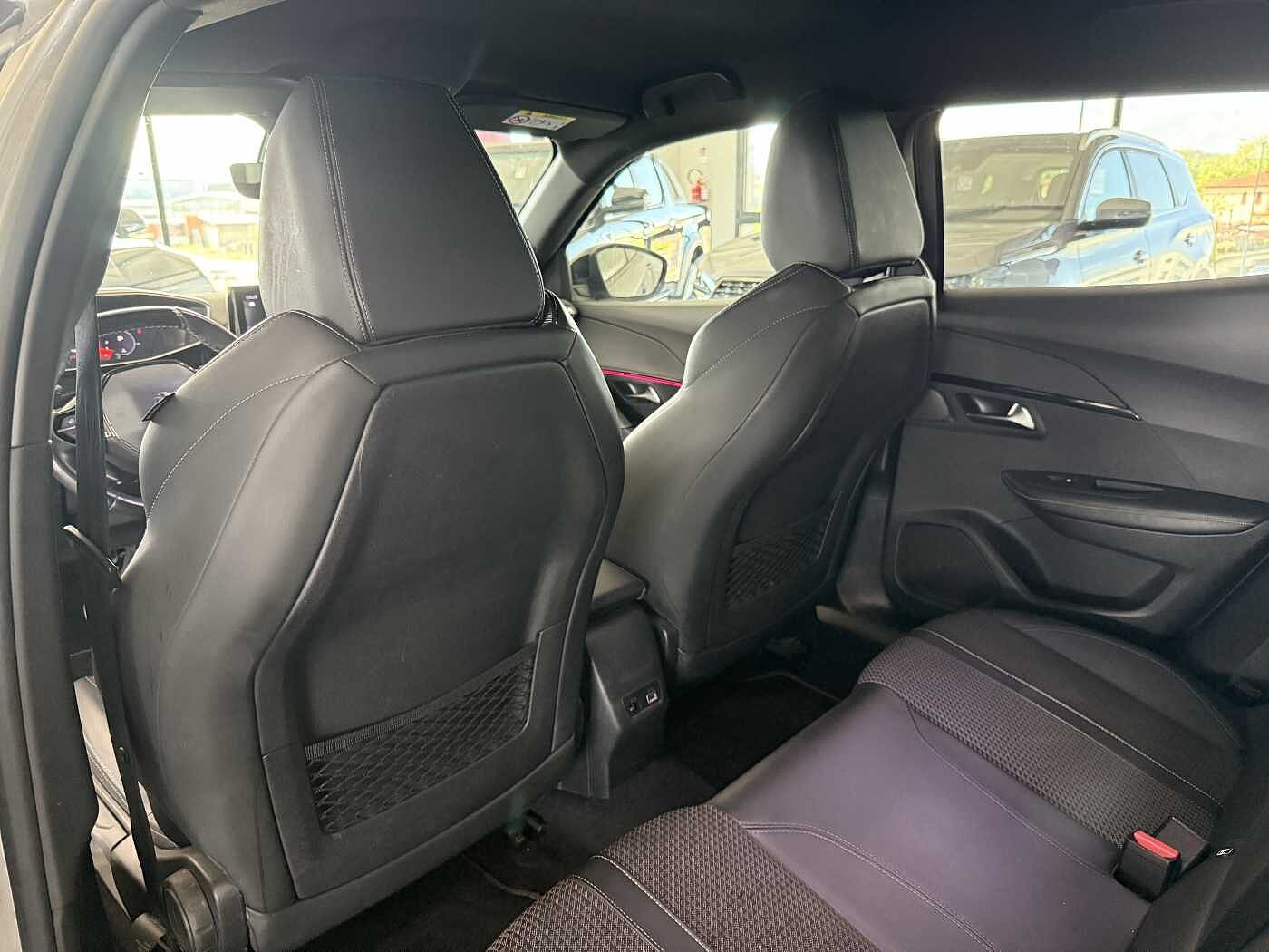 Peugeot 2008 – 1.2 PureTech 130 CV EAT8 GT  