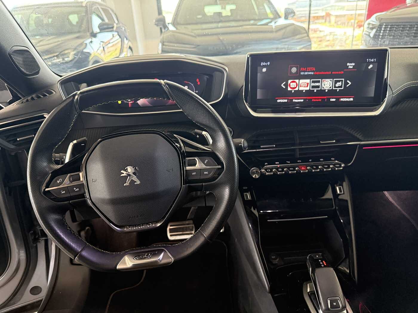 Peugeot 2008 – 1.2 PureTech 130 CV EAT8 GT  