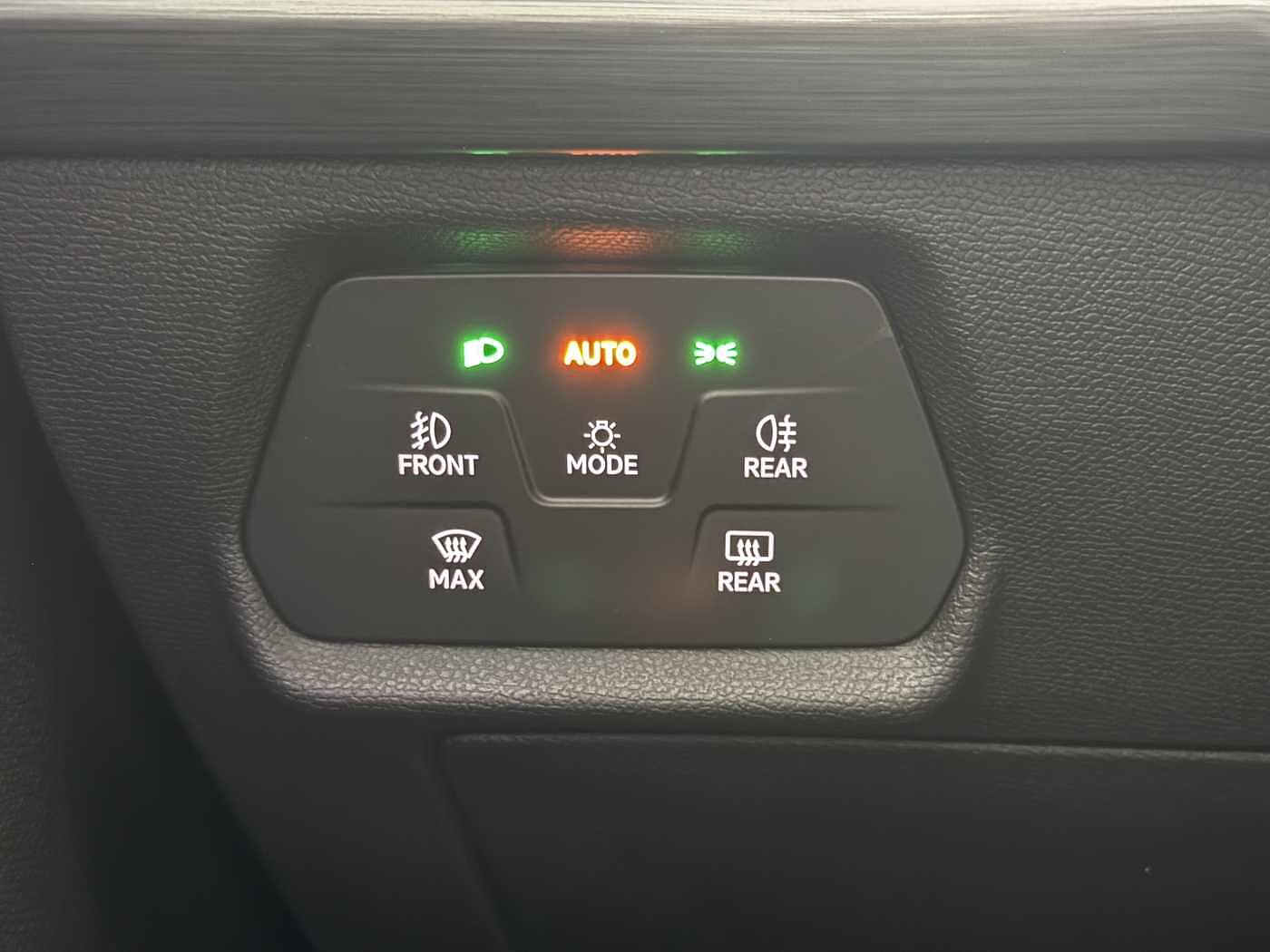 CUPRA Formentor – 1.4 e-Hybrid DSG Priority Tetto + Pelle  