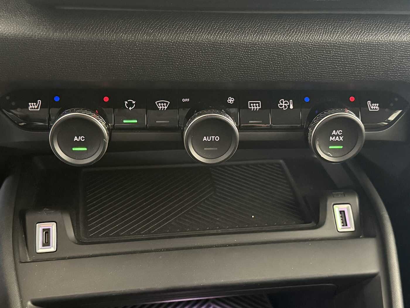 Citroen C4 – 1.5 BlueHDi 110 CV Shine  