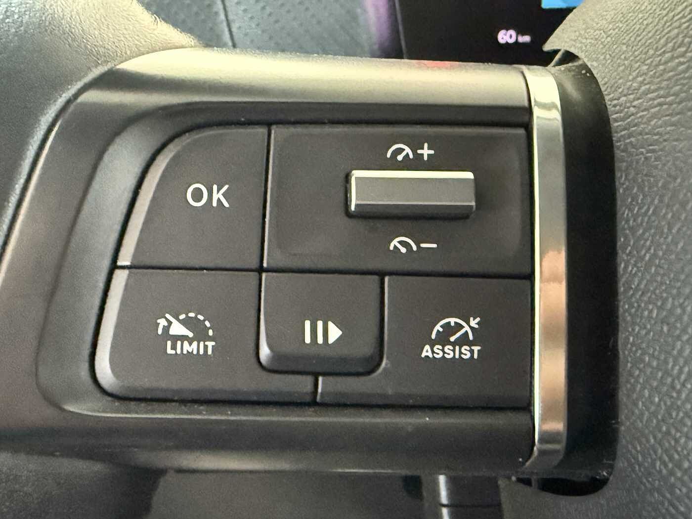 Citroen C4 – 1.5 BlueHDi 110 CV Shine  