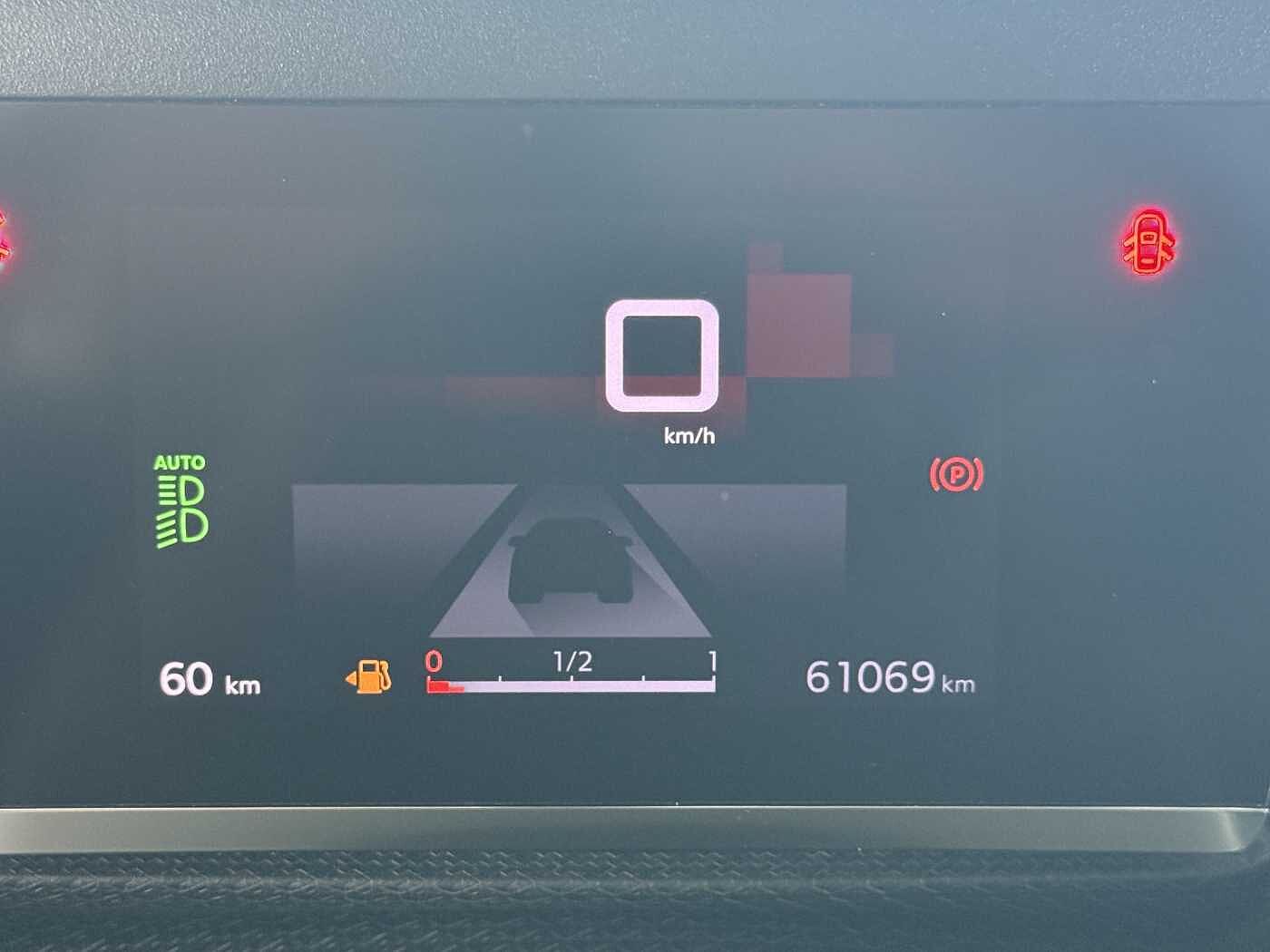 Citroen C4 – 1.5 BlueHDi 110 CV Shine  