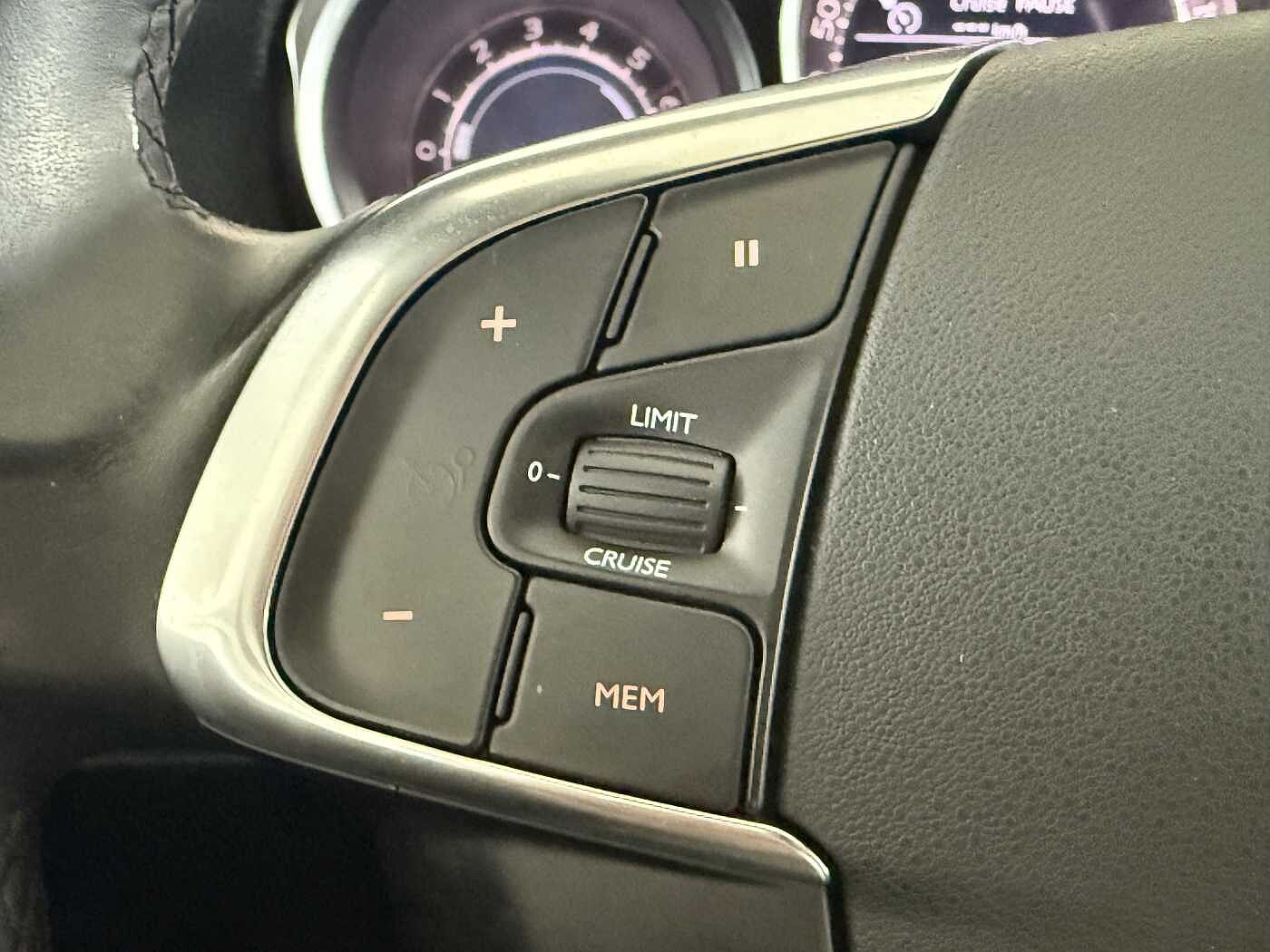 DS DS 4 – 1.6 BlueHDi 120 CV So Chic  