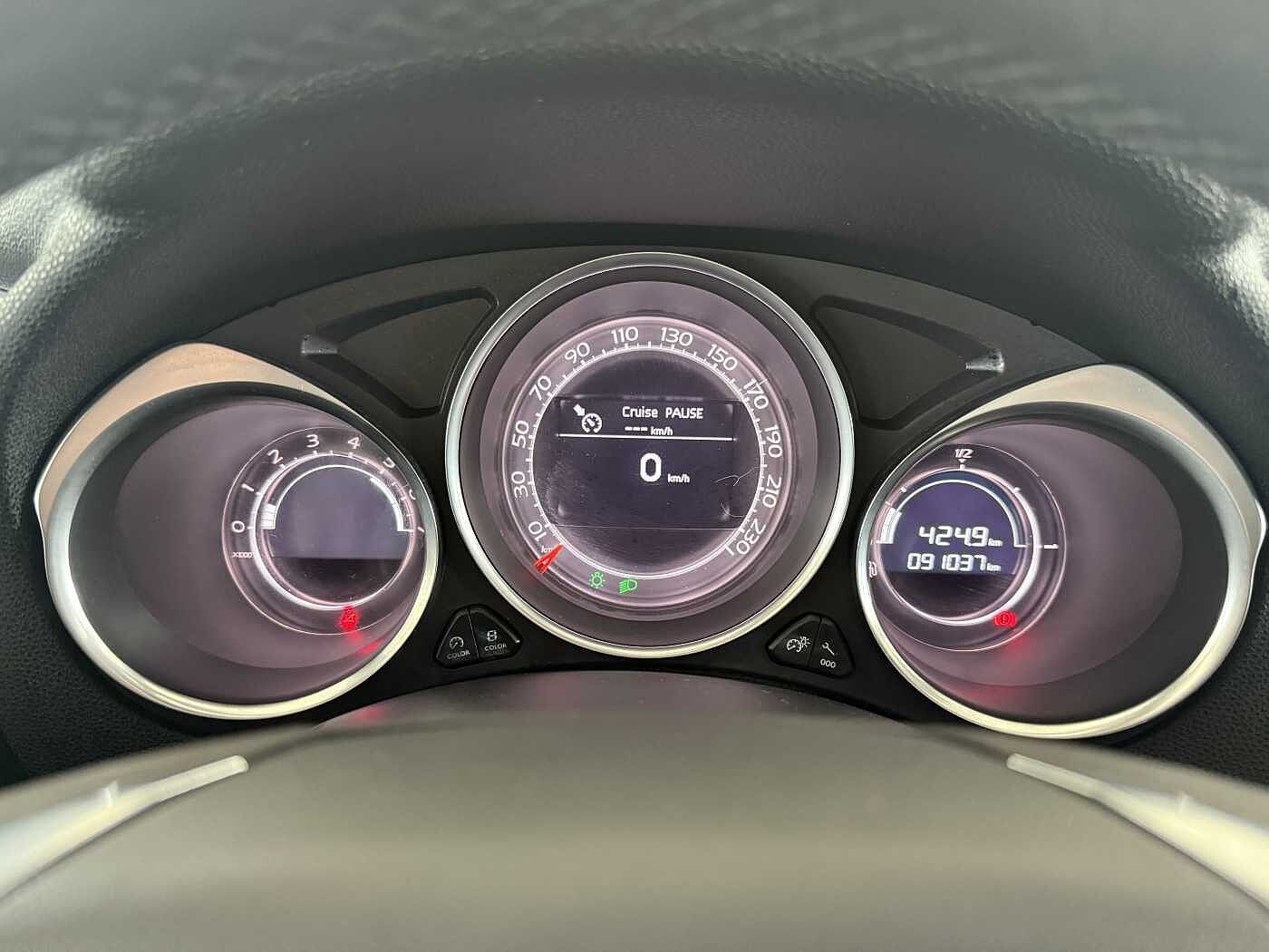 DS DS 4 – 1.6 BlueHDi 120 CV So Chic  