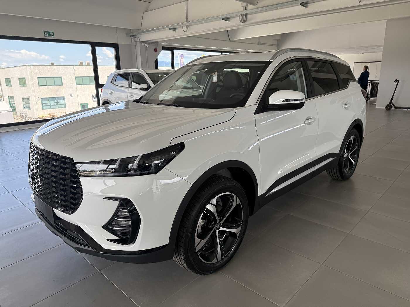 DR Automobiles dr 6.0 – 1.5 Turbo Bi-Fuel GPL  