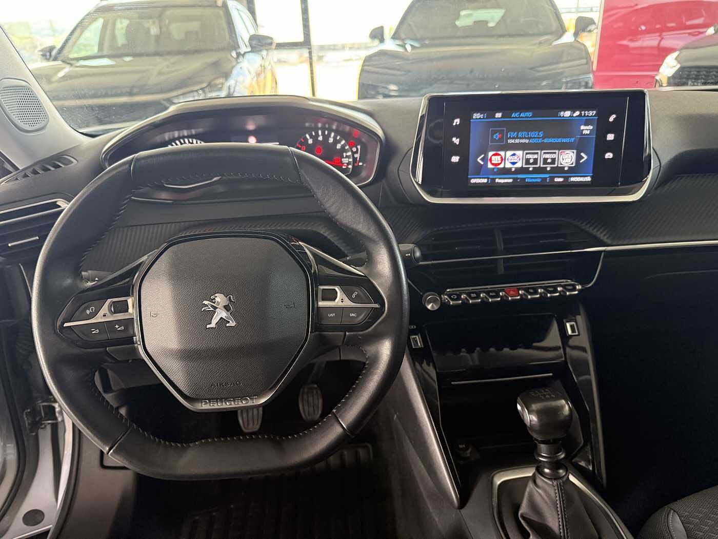 Peugeot 2008 – 1.2 PureTech 130 CV Allure  