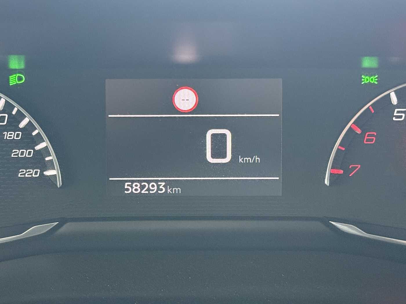 Peugeot 2008 – 1.2 PureTech 130 CV Allure  